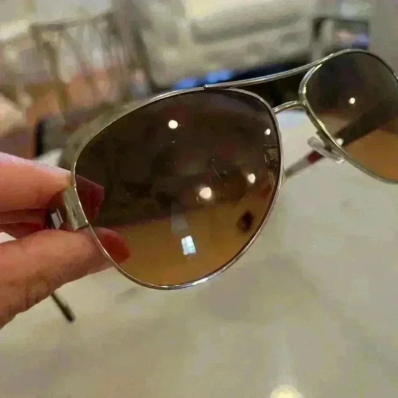 COACH BROWN/GOLD HC 7003 /L012 KRISTINA SUNGLASSES - Picture 3 of 10